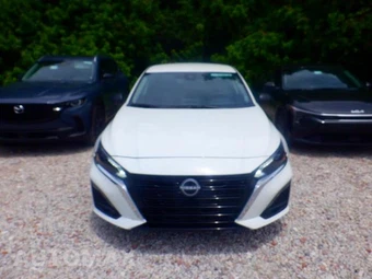2025 Nissan Altima SV - miniatura 25