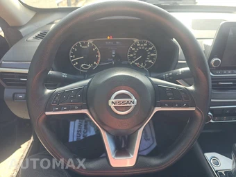 2025 Nissan Altima SV - miniatura 10