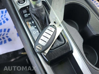 2025 Nissan Altima SV - miniatura 8