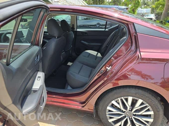 2025 Nissan Altima SV - miniatura 13