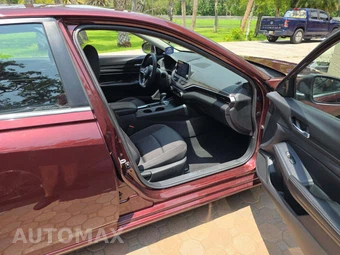 2025 Nissan Altima SV - miniatura 18