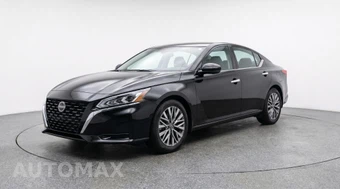 2025 Nissan Altima SV - miniatura 3