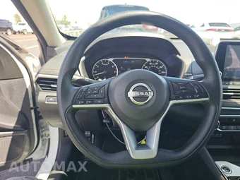 2025 Nissan Altima SV - miniatura 10