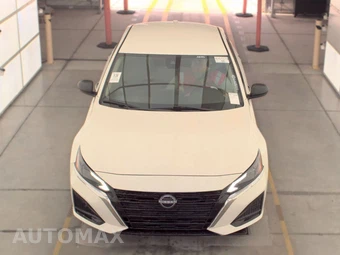 2025 Nissan Altima SV - miniatura 2
