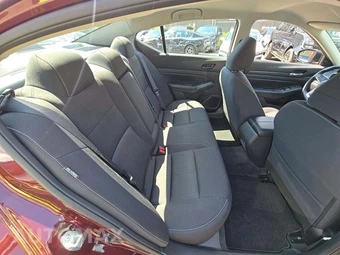 2025 Nissan Altima SV - miniatura 16