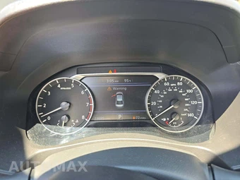 2025 Nissan Altima SV - miniatura 9
