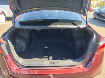 2025 Nissan Altima SV – miniatura 16