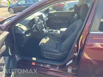 2025 Nissan Altima SV – miniatura 7