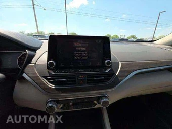 2025 Nissan Altima SV - miniatura 10