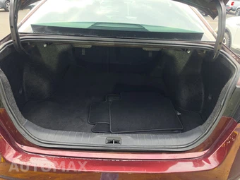 2025 Nissan Altima SV – miniatura 16