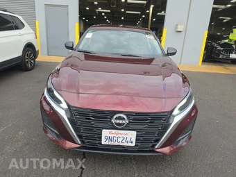 2025 Nissan Altima SV – miniatura 2