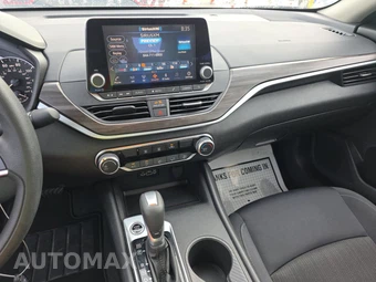 2025 Nissan Altima SV - miniatura 17