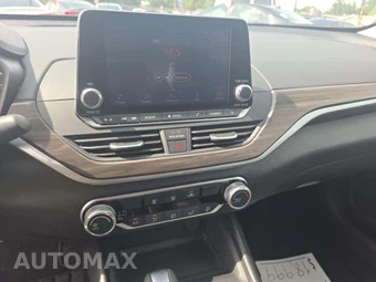 2025 Nissan Altima SV - miniatura 10