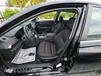2025 Nissan Altima SV - miniatura 6