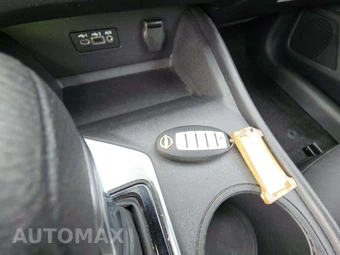 2025 Nissan Altima SV - miniatura 8