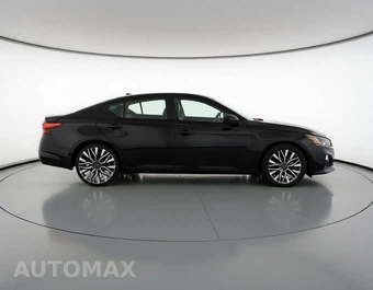 2025 Nissan Altima SV - miniatura 8