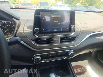 2025 Nissan Altima SV - miniatura 10