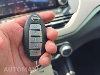 2025 Nissan Altima SV - miniatura 5