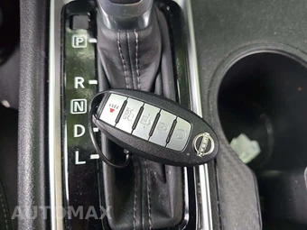 2025 Nissan Altima SV - miniatura 8