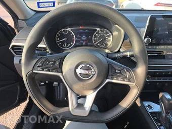 2025 Nissan Altima SV - miniatura 10