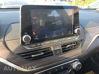 2025 Nissan Altima SV - miniatura 11