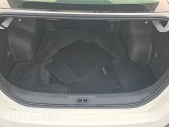 2025 Nissan Altima SV – miniatura 16