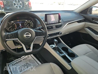2025 Nissan Altima SV - miniatura 11