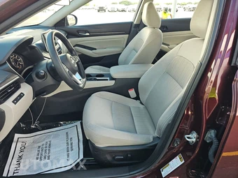 2025 Nissan Altima SV - miniatura 7