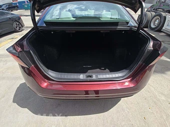2025 Nissan Altima SV - miniatura 11