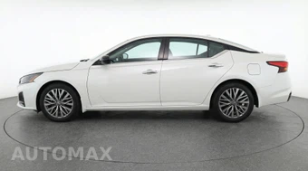 2025 Nissan Altima SV - miniatura 4