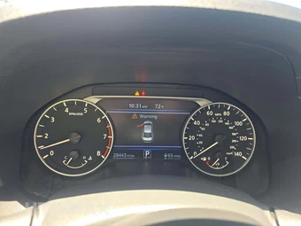 2025 Nissan Altima SV – miniatura 9