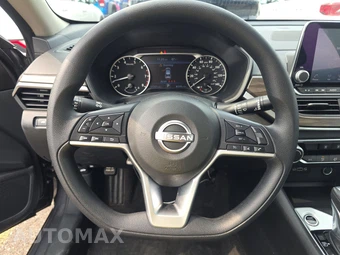 2025 Nissan Altima SV - miniatura 10