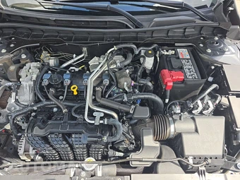 2025 Nissan Altima SV - miniatura 15