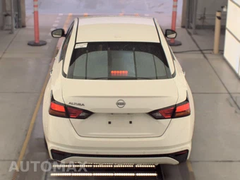 2025 Nissan Altima SV - miniatura 5