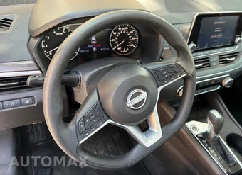 2025 Nissan Altima SV - miniatura 11