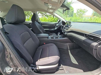2025 Nissan Altima SV - miniatura 15