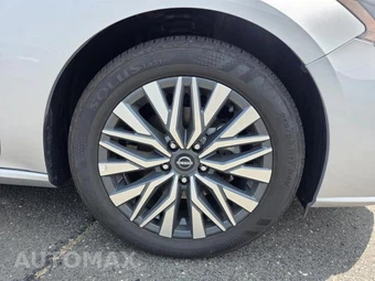 2025 Nissan Altima SV - miniatura 18