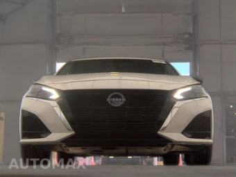 2025 Nissan Altima SV - miniatura 3