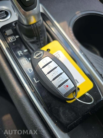 2025 Nissan Altima SV - miniatura 8