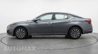 2025 Nissan Altima SV - miniatura 4