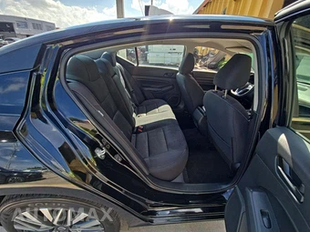 2025 Nissan Altima SV - miniatura 13