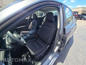 2025 Nissan Altima SV – miniatura 3