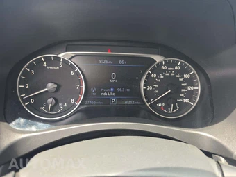 2025 Nissan Altima SV - miniatura 9