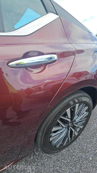 2025 Nissan Altima SV - miniatura 19