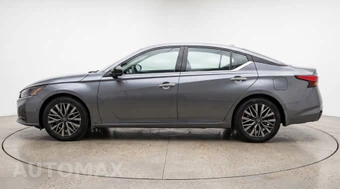 2025 Nissan Altima SV - miniatura 4