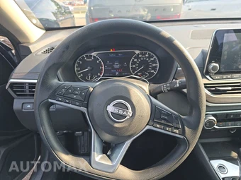 2025 Nissan Altima SV - miniatura 10
