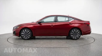 2025 Nissan Altima SV - miniatura 4