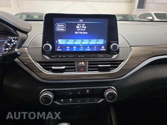 2025 Nissan Altima SV - miniatura 10
