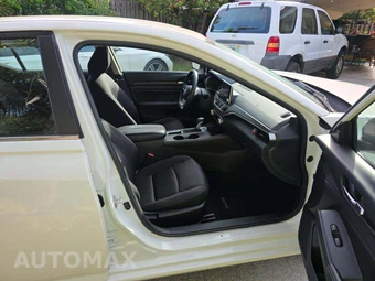 2025 Nissan Altima SV - miniatura 18