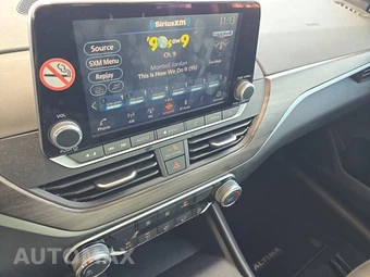 2025 Nissan Altima SV - miniatura 11